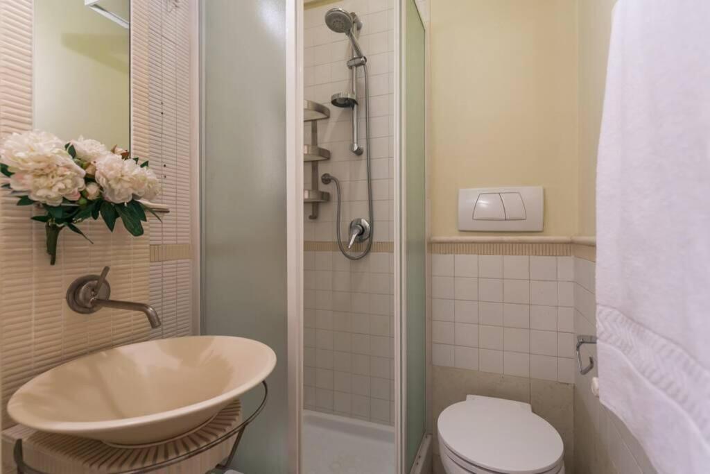 Borgo Pio - Quite And Spacious Apt 로마 외부 사진